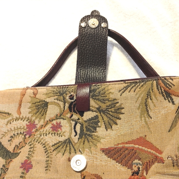 Safari/Tropical Print Weekender Bag - Picture 13 of 13